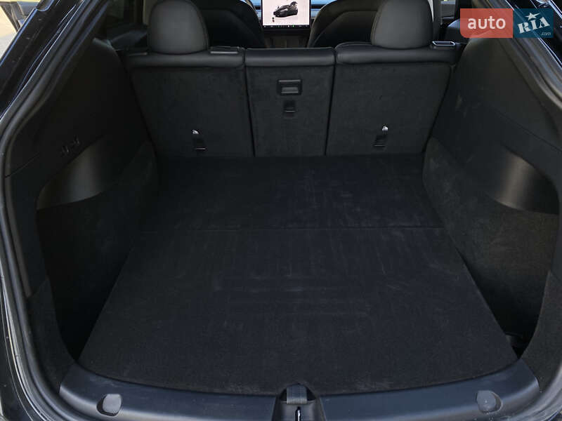 Внедорожник / Кроссовер Tesla Model Y 2022 в Хмельницком