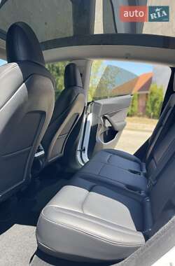 Внедорожник / Кроссовер Tesla Model Y 2023 в 