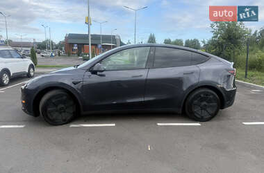 Внедорожник / Кроссовер Tesla Model Y 2024 в 