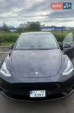 Внедорожник / Кроссовер Tesla Model Y 2024 в 