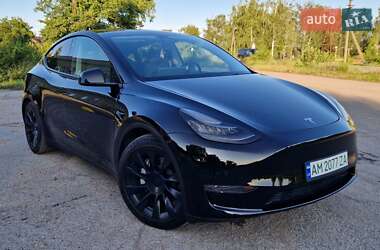 Внедорожник / Кроссовер Tesla Model Y 2021 в 