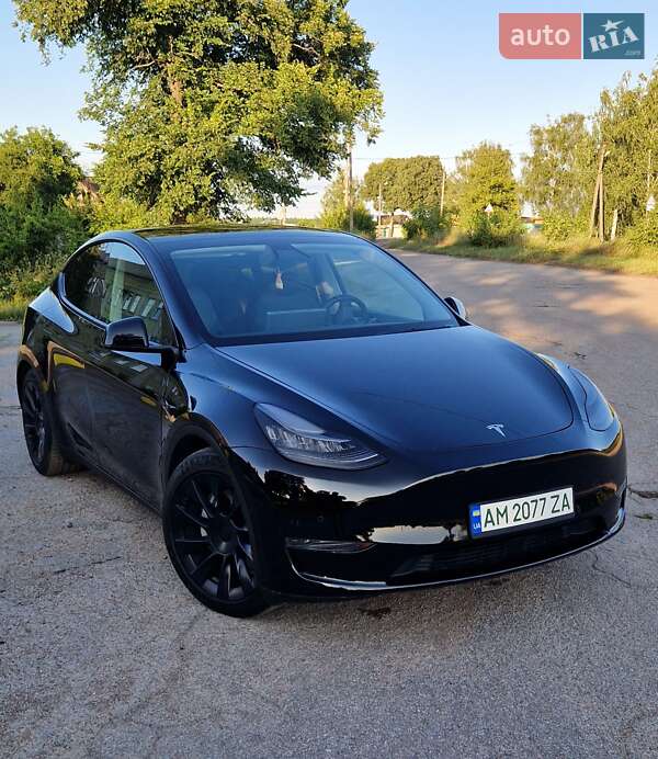 Tesla Model Y 2021