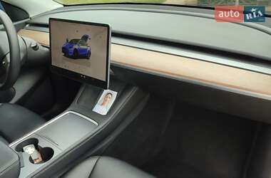 Позашляховик / Кросовер Tesla Model Y 2022 в Івано-Франківську