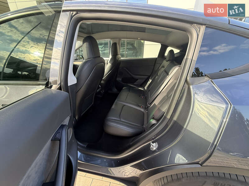 Внедорожник / Кроссовер Tesla Model Y 2022 в Черкассах