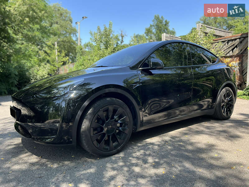 Внедорожник / Кроссовер Tesla Model Y 2024 в Полтаве