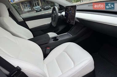 Внедорожник / Кроссовер Tesla Model Y 2020 в 