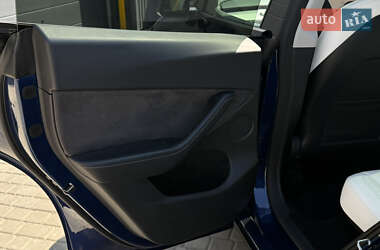 Внедорожник / Кроссовер Tesla Model Y 2023 в 
