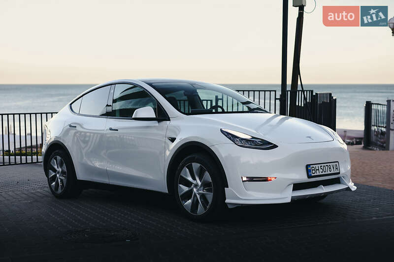 Внедорожник / Кроссовер Tesla Model Y 2022 в Одессе
