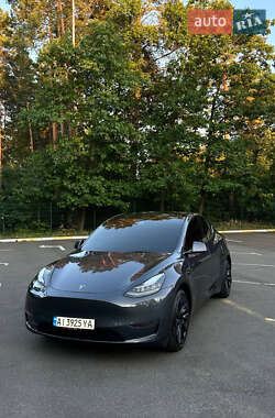 Tesla Model Y 2021