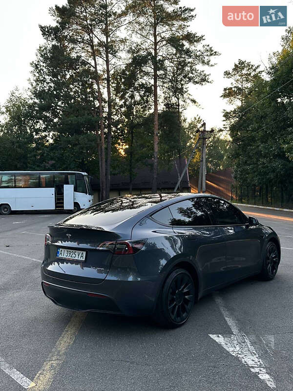 Внедорожник / Кроссовер Tesla Model Y 2021 в Буче