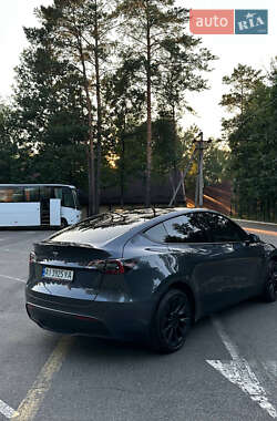 Внедорожник / Кроссовер Tesla Model Y 2021 в 