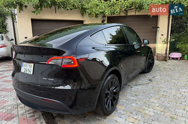 Внедорожник / Кроссовер Tesla Model Y 2023 в 