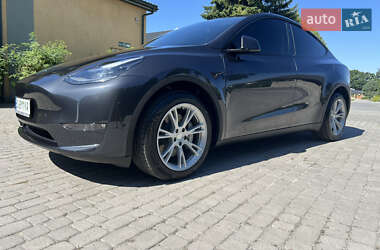Внедорожник / Кроссовер Tesla Model Y 2024 в 