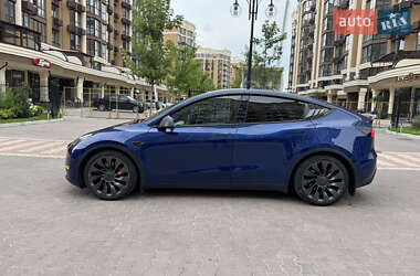 Внедорожник / Кроссовер Tesla Model Y 2021 в 