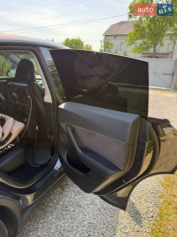 Позашляховик / Кросовер Tesla Model Y 2023 в Львові
