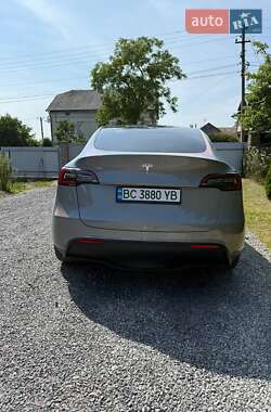 Внедорожник / Кроссовер Tesla Model Y 2023 в 