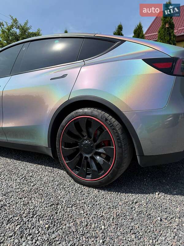 Позашляховик / Кросовер Tesla Model Y 2023 в Львові