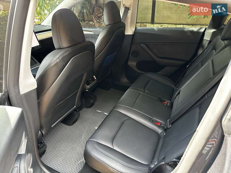 Позашляховик / Кросовер Tesla Model Y 2023 в Кропивницькому