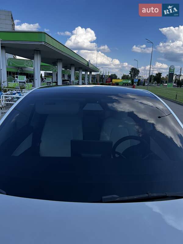 Внедорожник / Кроссовер Tesla Model Y 2022 в Житомире