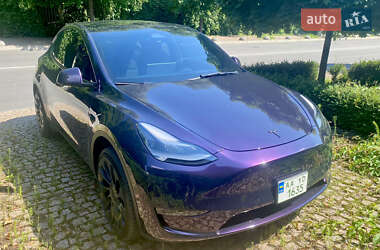 Внедорожник / Кроссовер Tesla Model Y 2023 в Киеве