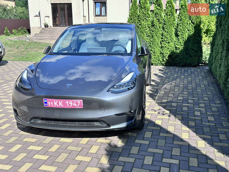 Внедорожник / Кроссовер Tesla Model Y 2023 в Киеве