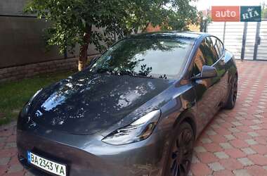 Позашляховик / Кросовер Tesla Model Y 2023 в 