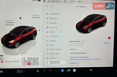 Внедорожник / Кроссовер Tesla Model Y 2023 в 