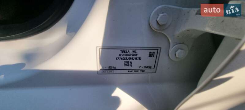 Внедорожник / Кроссовер Tesla Model Y 2023 в Кицмани