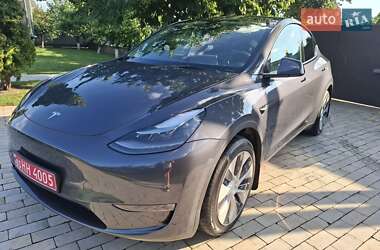 Внедорожник / Кроссовер Tesla Model Y 2023 в Киеве