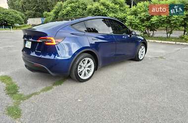 Внедорожник / Кроссовер Tesla Model Y 2020 в 