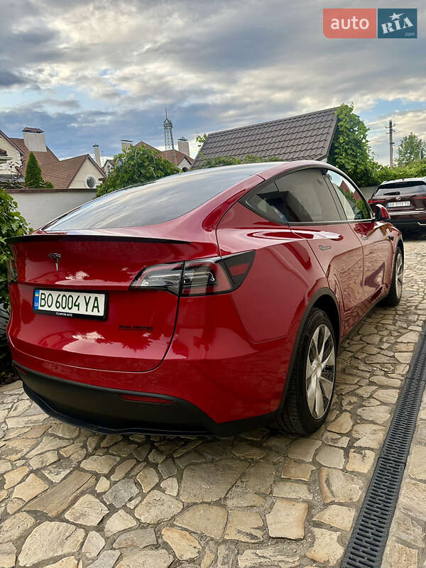 Внедорожник / Кроссовер Tesla Model Y 2023 в Киеве