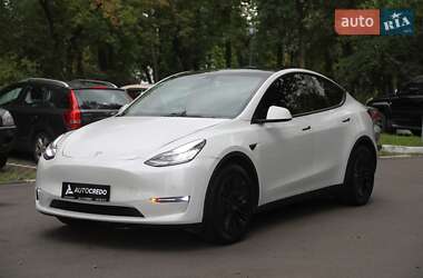 Tesla Model Y 2020