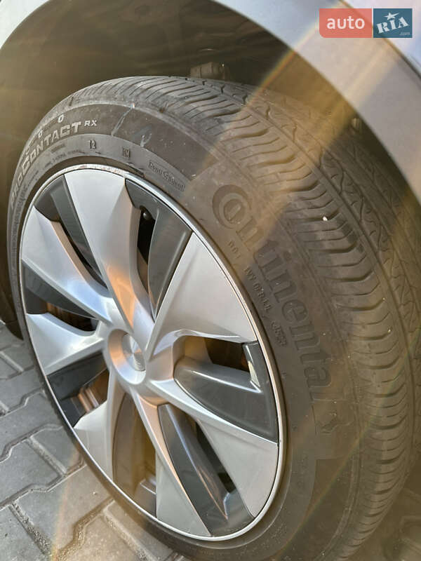 Позашляховик / Кросовер Tesla Model Y 2022 в Знам'янці фото 6 Позашляховик / Кросовер Tesla Model Y 2022 в Знам'янці