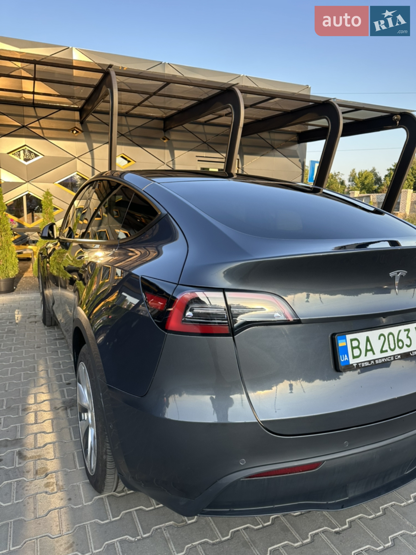 2022 Tesla Model Y - мініатюра 2