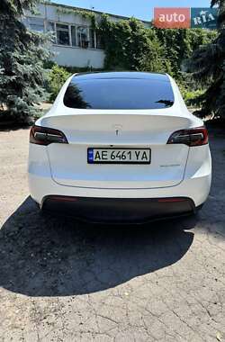 Внедорожник / Кроссовер Tesla Model Y 2022 в 