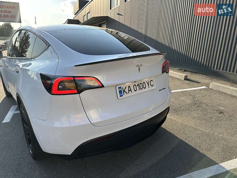 Внедорожник / Кроссовер Tesla Model Y 2021 в Киеве