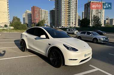 Внедорожник / Кроссовер Tesla Model Y 2021 в 