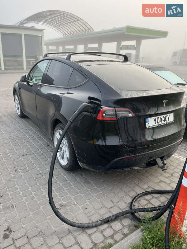 Внедорожник / Кроссовер Tesla Model Y 2020 в Львове
