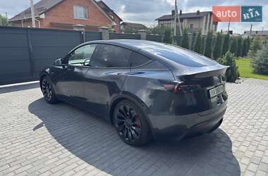 Внедорожник / Кроссовер Tesla Model Y 2024 в 