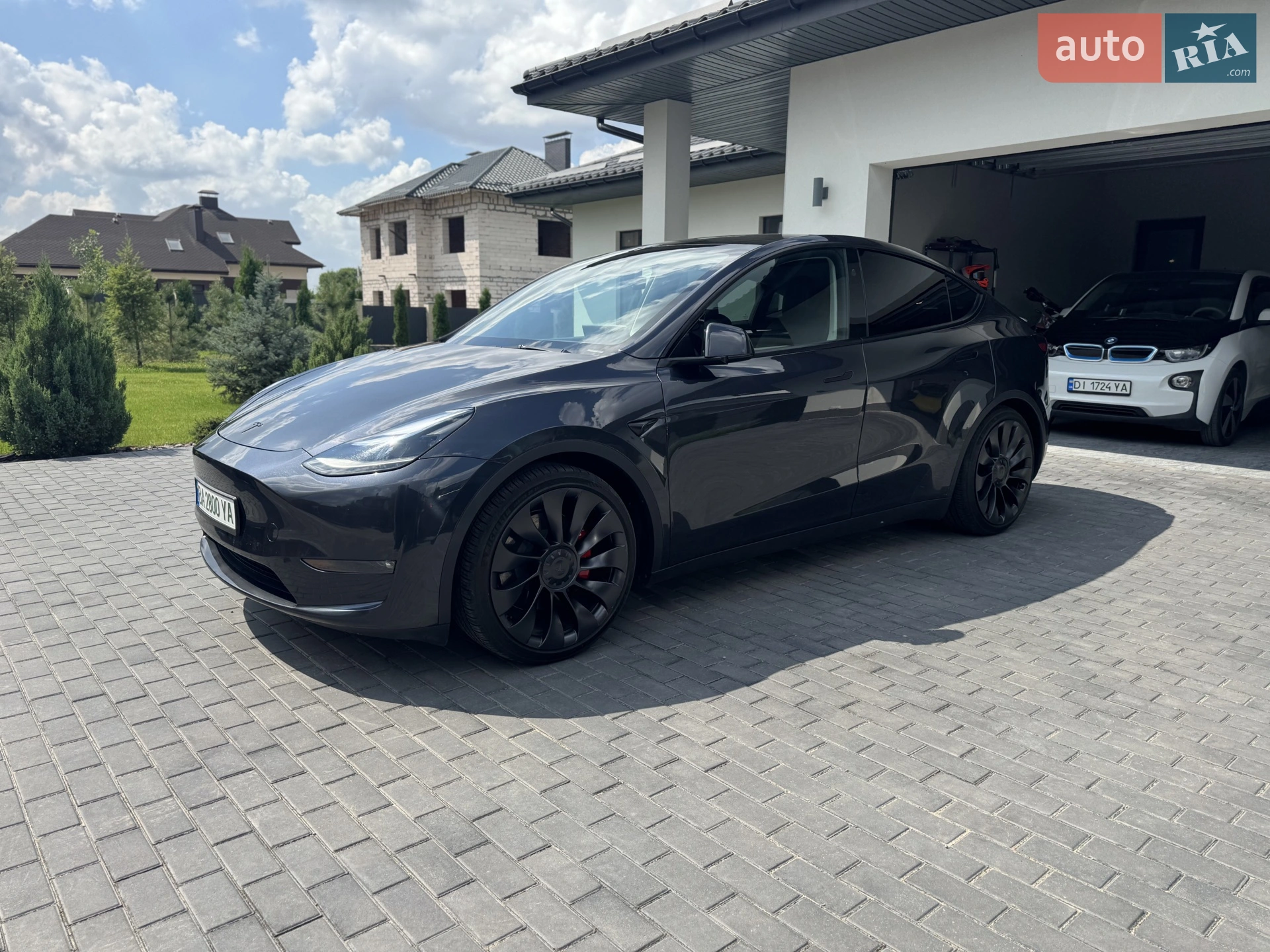 2024 Tesla Model Y - мініатюра 10