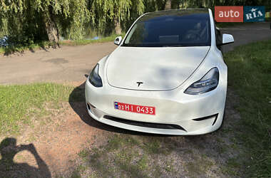Tesla Model Y 2021