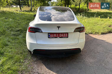 Внедорожник / Кроссовер Tesla Model Y 2021 в 