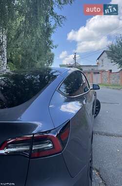 Внедорожник / Кроссовер Tesla Model Y 2021 в 