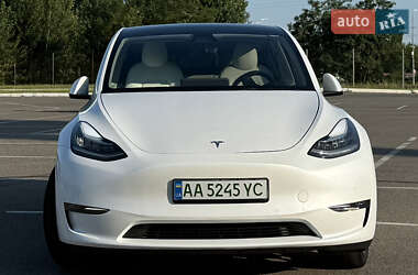 Tesla Model Y 2021