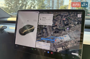 Внедорожник / Кроссовер Tesla Model Y 2021 в 