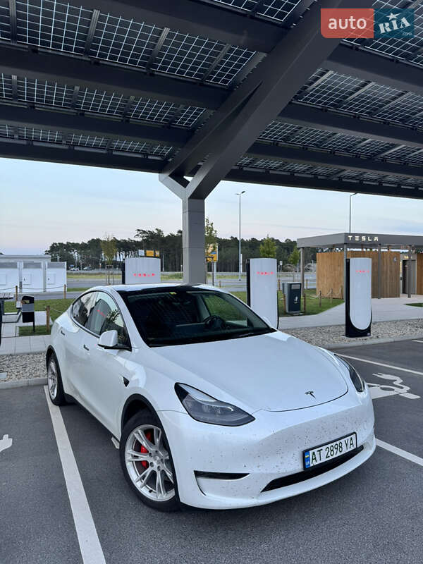 Внедорожник / Кроссовер Tesla Model Y 2022 в 