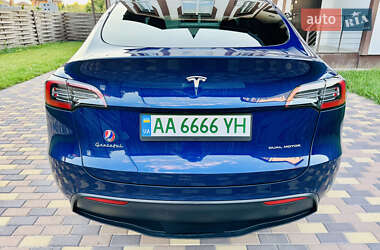 Внедорожник / Кроссовер Tesla Model Y 2023 в 