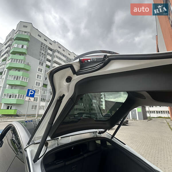 Внедорожник / Кроссовер Tesla Model Y 2020 в Львове