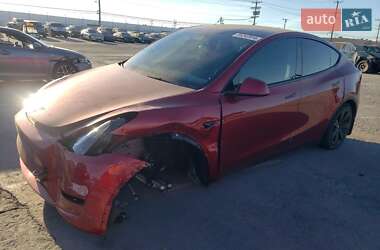 Внедорожник / Кроссовер Tesla Model Y 2024 в 