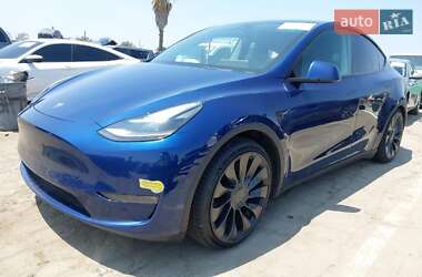 Tesla Model Y 2022